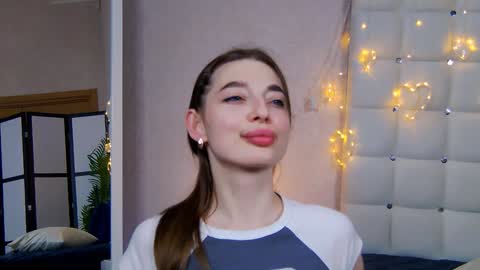 Snapshot of nicolros chatting on 01/10/25, 06:49 NicolRos online show from 01/10/25, 06:49