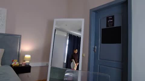 Snapshot of nicolros chatting on 03/02/26, 09:27 NicolRos online show from 03/02/26, 09:27