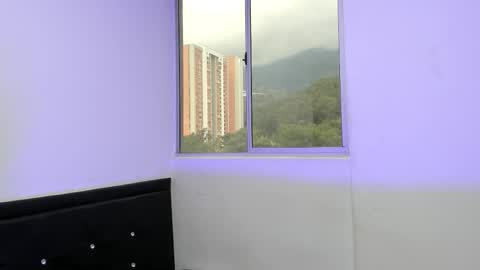 Nicol online show from 12/18/25, 10:16