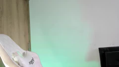 Nicol online show from 12/20/25, 08:16