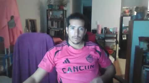 Snapshot of nicopriets chatting on 11/20/25, 04:23 nicopriets online show from 11/20/25, 04:23