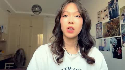 Snapshot of nievesshippey chatting on 02/20/26, 09:21 Hanna online show from 02/20/26, 09:21