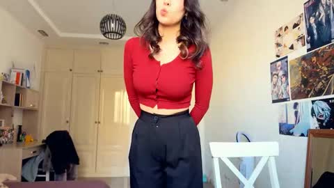 Snapshot of nievesshippey chatting on 02/23/26, 08:33 Hanna online show from 02/23/26, 08:33