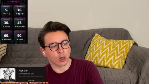 Nigel Hart online show from 12/31/24, 02:19