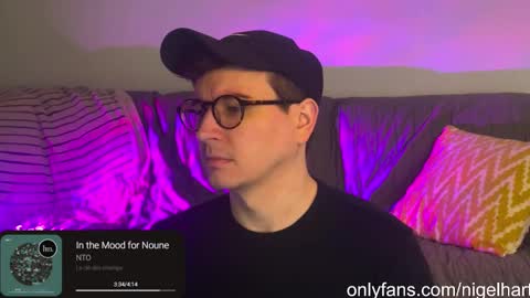 Nigel Hart online show from 02/04/25, 01:02