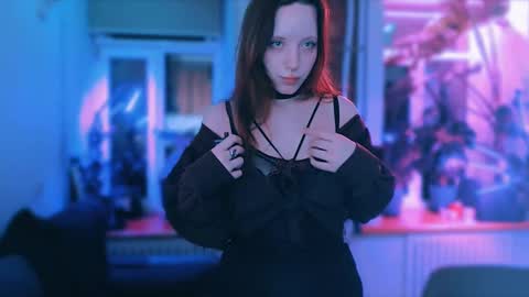 Snapshot of night_liliths chatting on 12/26/24, 11:03 Lilitht online show from 12/26/24, 11:03