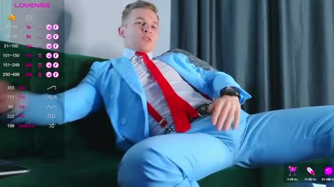 Snapshot of night_wwwolf chatting on 01/17/25, 10:22 Jameson online show from 01/17/25, 10:22