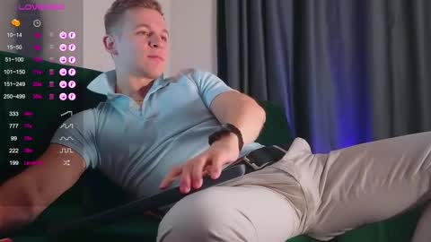 Snapshot of night_wwwolf chatting on 02/11/25, 03:29 Jameson online show from 02/11/25, 03:29