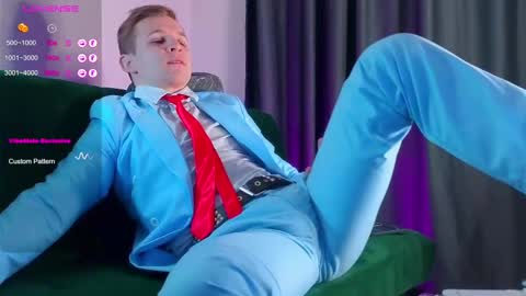 Snapshot of night_wwwolf chatting on 03/06/25, 11:53 Jameson online show from 03/06/25, 11:53