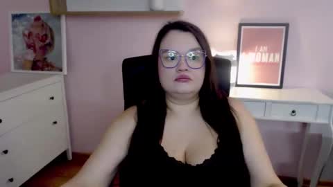 Holly online show from 03/04/26, 05:57