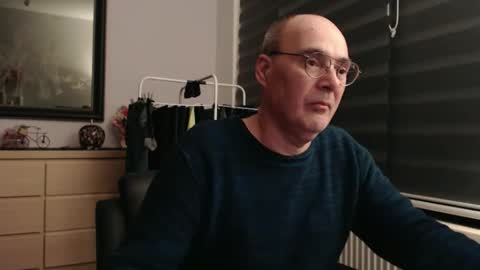 Snapshot of nightkeeper63 chatting on 11/16/25, 12:38 nightkeeper63 online show from 11/16/25, 12:38