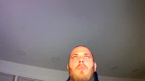 Snapshot of nightlifecouple chatting on 10/06/25, 04:21 nightlifecouple online show from 10/06/25, 04:21