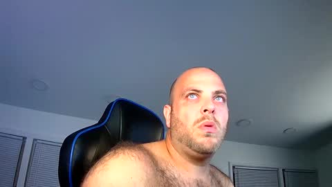 Snapshot of nightlifecouple chatting on 10/09/25, 03:26 nightlifecouple online show from 10/09/25, 03:26