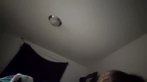 Snapshot of nightnightlol chatting on 11/02/25, 05:43 nightnightlol online show from 11/02/25, 05:43