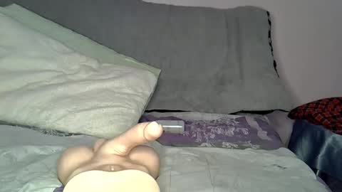 Snapshot of nightnurse6 chatting on 10/16/25, 06:53 nightnurse6 online show from 10/16/25, 06:53