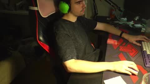 Nightpulse online show from 10/23/25, 06:34