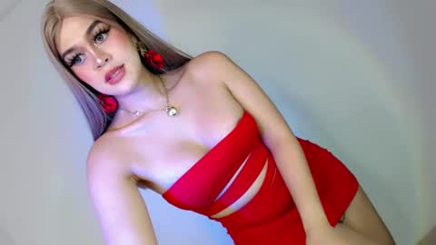 Katie online show from 02/10/25, 01:03