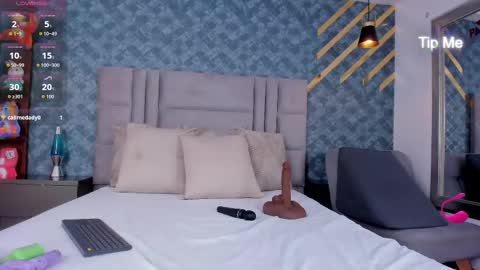 Snapshot of niiamoore_ chatting on 09/29/25, 08:46 NiiaMoore online show from 09/29/25, 08:46