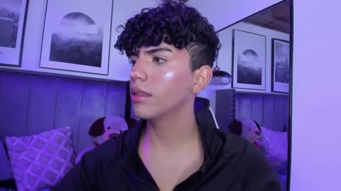 Snapshot of niick_twink chatting on 09/25/25, 08:34 niick_twink online show from 09/25/25, 08:34