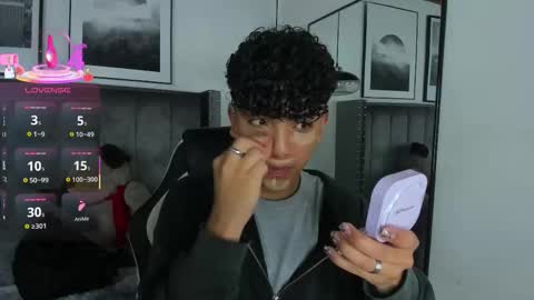 Snapshot of niick_twink chatting on 11/20/25, 09:36 niick_twink online show from 11/20/25, 09:36