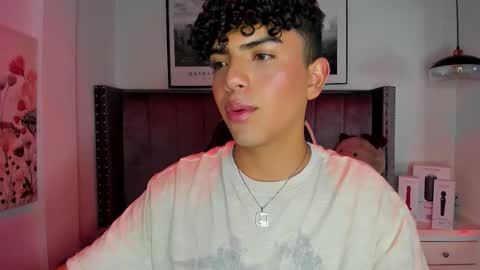 Snapshot of niick_twink chatting on 12/02/25, 08:15 niick_twink online show from 12/02/25, 08:15