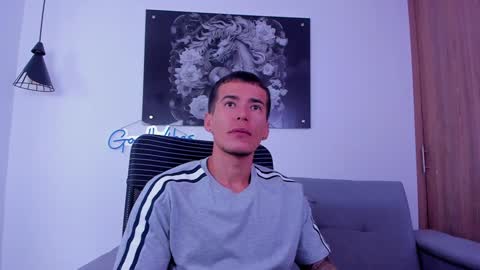 Niick online show from 02/01/25, 02:16