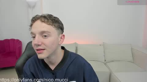 Snapshot of niico_18 chatting on 12/11/24, 12:54 Nicolas Mucci online show from 12/11/24, 12:54