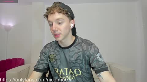 Snapshot of niico_18 chatting on 12/31/24, 10:26 Nicolas Mucci online show from 12/31/24, 10:26