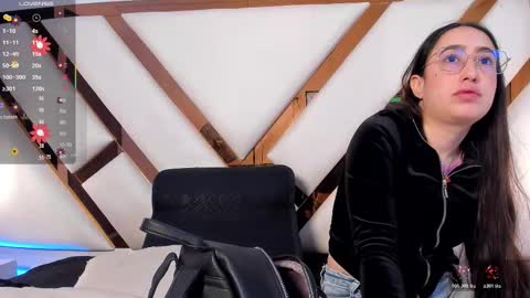 Nicolle  online show from 03/15/26, 01:39