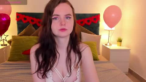 Snapshot of niiik_miiiki chatting on 02/22/25, 08:18 niiik_miiiki online show from 02/22/25, 08:18