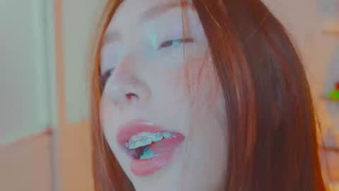 Snapshot of niilaa chatting on 03/12/26, 04:13 of Nylasweet online show from 03/12/26, 04:13