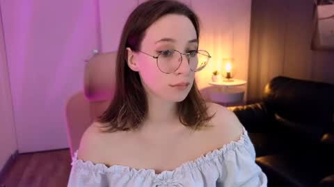 niixi online show from 06/18/26, 11:31