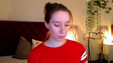 niixi online show from 06/19/26, 11:30