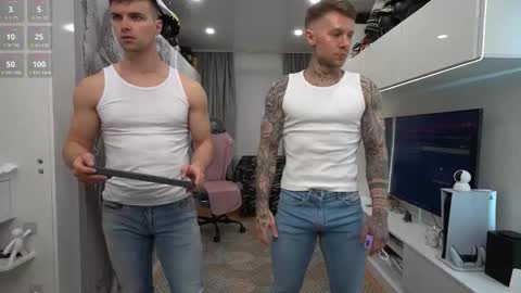 Snapshot of nik_sharp chatting on 02/15/26, 02:14 Nik online show from 02/15/26, 02:14