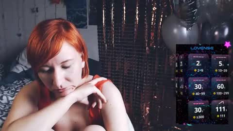 Snapshot of nika_fuchs chatting on 02/15/25, 10:44 Nika online show from 02/15/25, 10:44