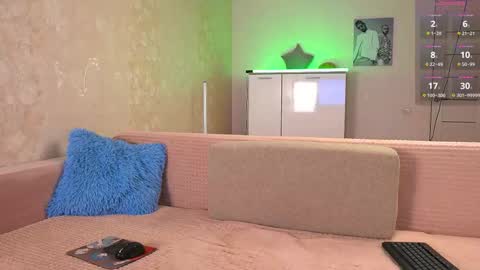 Snapshot of nika_niki chatting on 09/11/25, 05:13 Nika and Niki online show from 09/11/25, 05:13