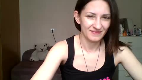 Snapshot of nika_smily chatting on 05/18/26, 08:42 nika_smily online show from 05/18/26, 08:42
