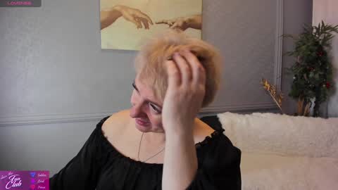 Nika online show from 12/22/24, 05:23