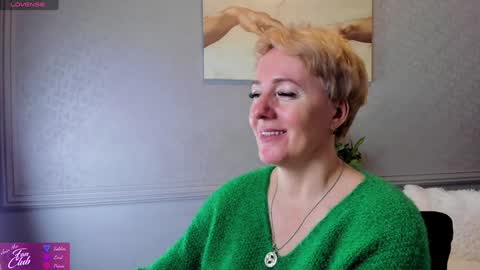 Nika online show from 12/23/24, 09:59