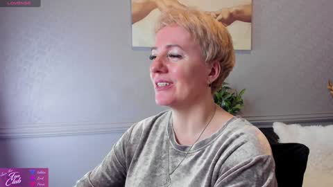 Nika online show from 12/23/24, 01:03