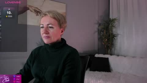 Nika online show from 01/25/25, 05:18