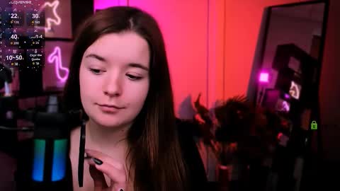 Snapshot of nika_still chatting on 11/29/25, 10:29 Little Angel online show from 11/29/25, 10:29