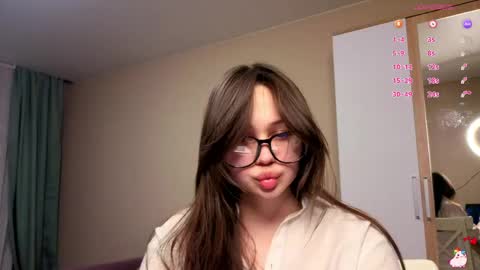 nikagpt online show from 04/16/26, 08:09