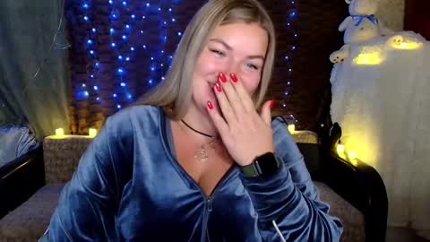 Nika online show from 09/12/25, 07:47