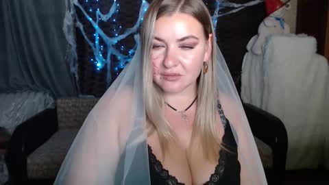 Nika online show from 10/30/25, 08:20