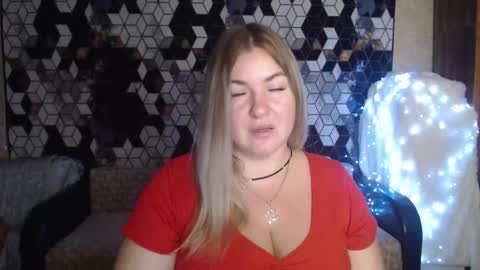 Nika online show from 11/18/25, 08:24