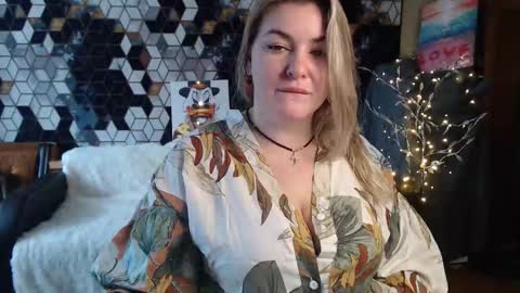 Nika online show from 03/05/26, 05:36