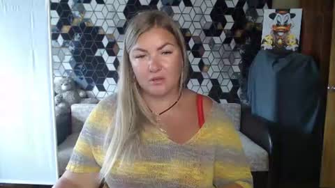 Snapshot of nikaskylink chatting on 06/29/26, 10:15 Nika online show from 06/29/26, 10:15