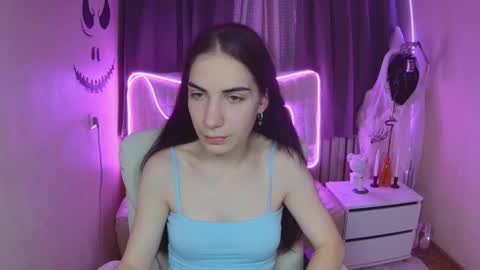 nikastarkk online show from 10/14/25, 06:25