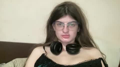 Snapshot of nikaxzimax chatting on 11/29/25, 08:39 NikaXZimax online show from 11/29/25, 08:39